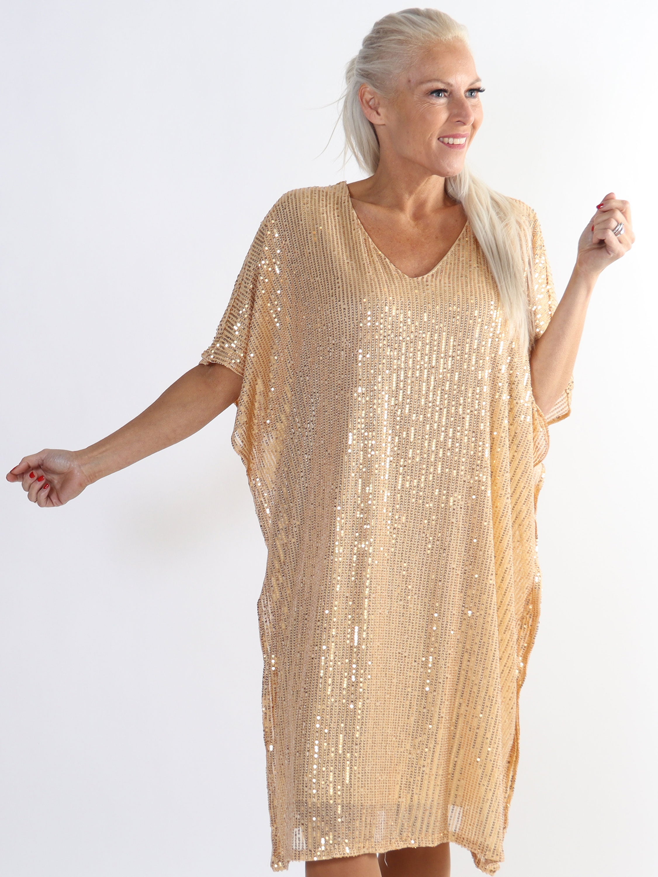 Azmina - Plus size tunikakjole i løs pasform med pailletter